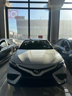 تۆیۆتا کامری